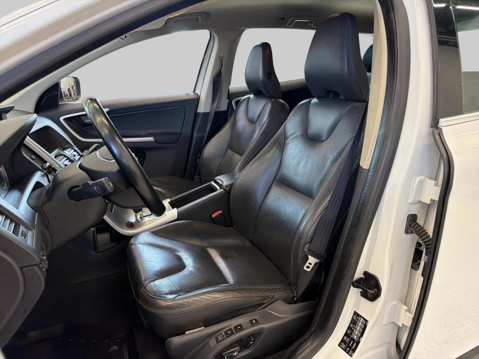 VOLVO XC60 2010