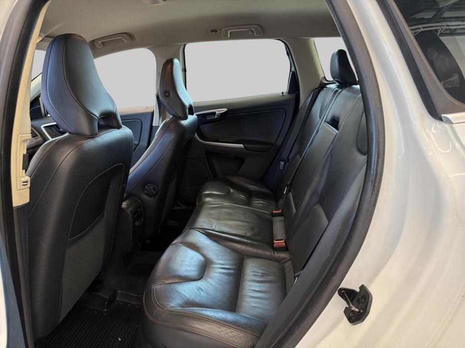 VOLVO XC60 2010