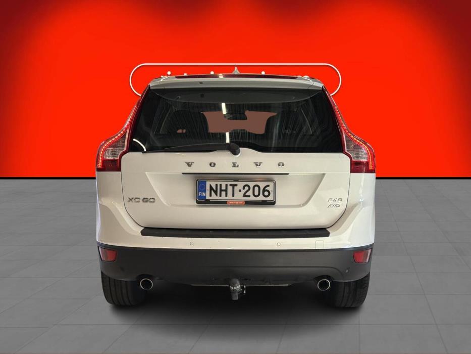 VOLVO XC60 2010
