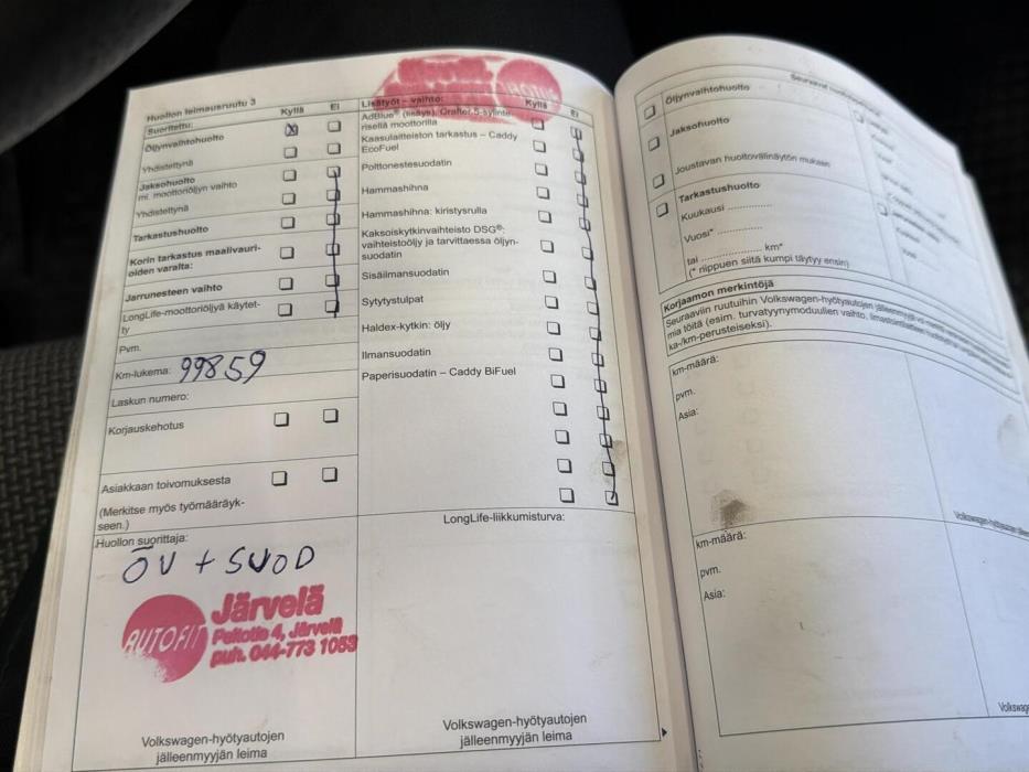 VOLKSWAGEN Caravelle 2012