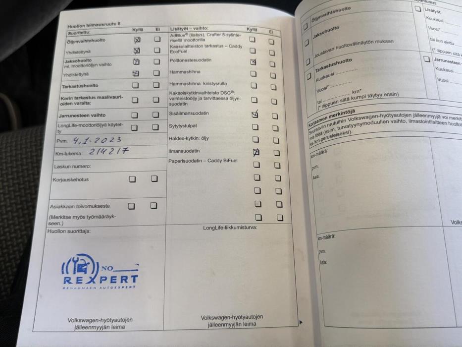 VOLKSWAGEN Caravelle 2012