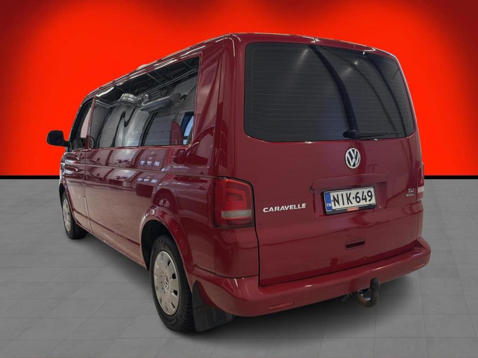 VOLKSWAGEN Caravelle 2012
