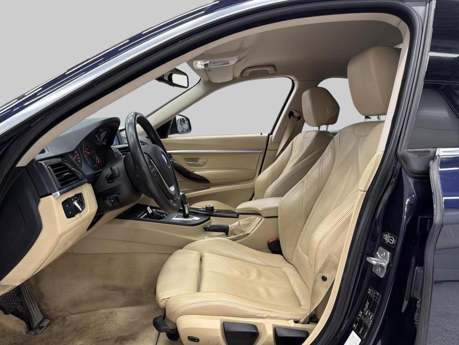 BMW 320 Gran Turismo 2013