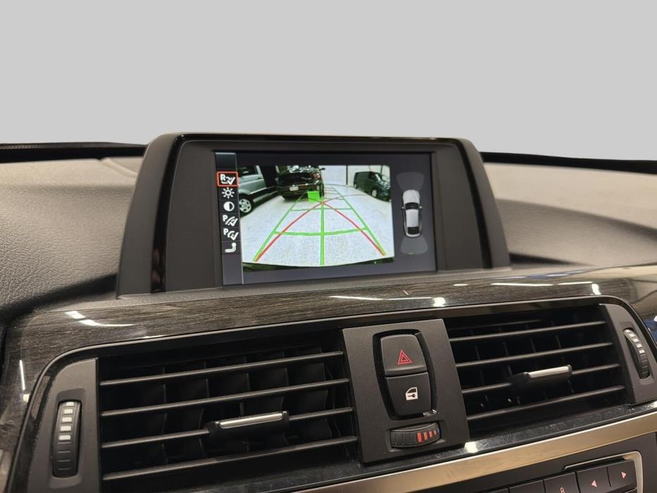 BMW 320 Gran Turismo 2013