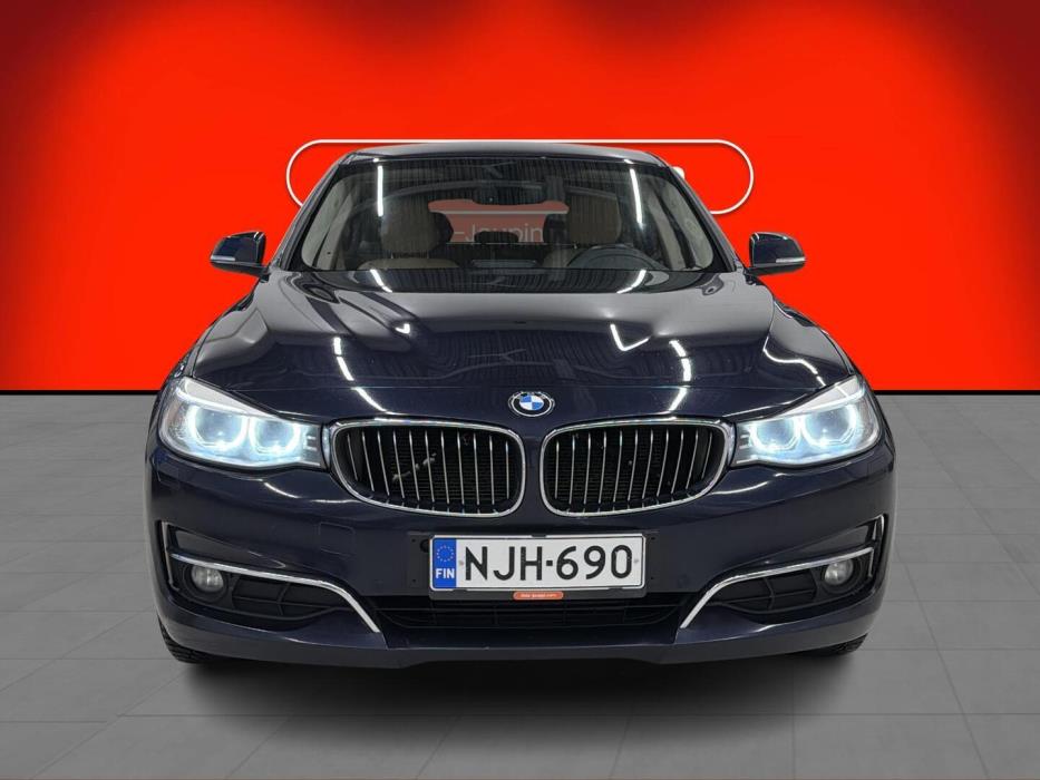 BMW 320 Gran Turismo 2013