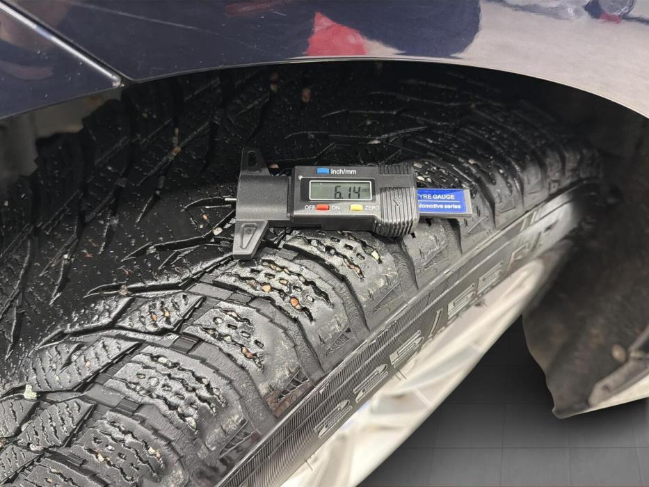 BMW 320 Gran Turismo 2013