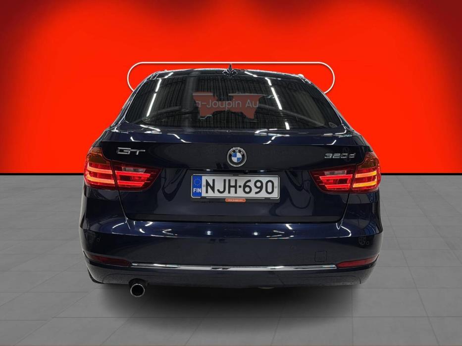 BMW 320 Gran Turismo 2013