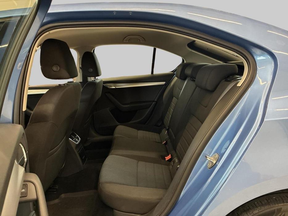 SKODA Octavia 2014