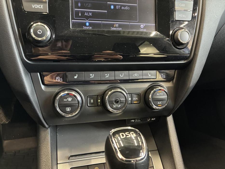 SKODA Octavia 2014