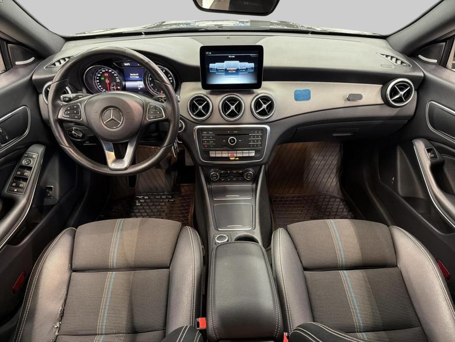 MERCEDES-BENZ CLA 2016