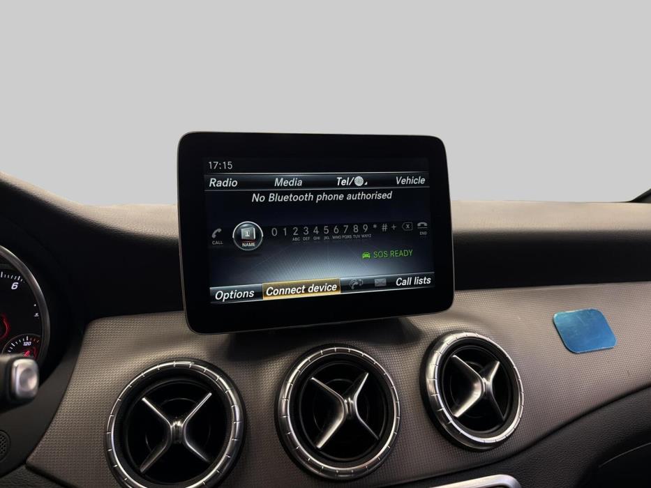 MERCEDES-BENZ CLA 2016