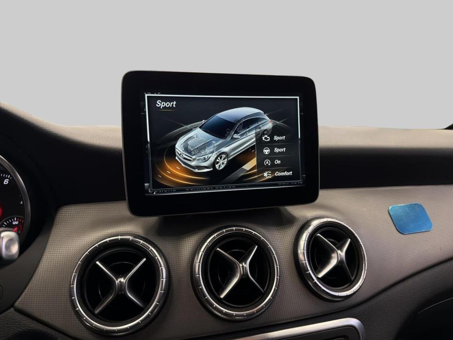 MERCEDES-BENZ CLA 2016