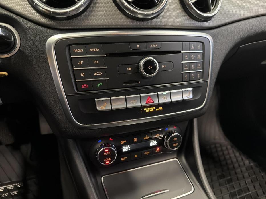 MERCEDES-BENZ CLA 2016