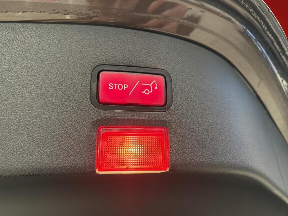 MERCEDES-BENZ CLA 2016