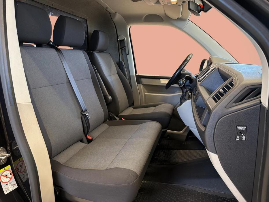 VOLKSWAGEN Transporter 2019