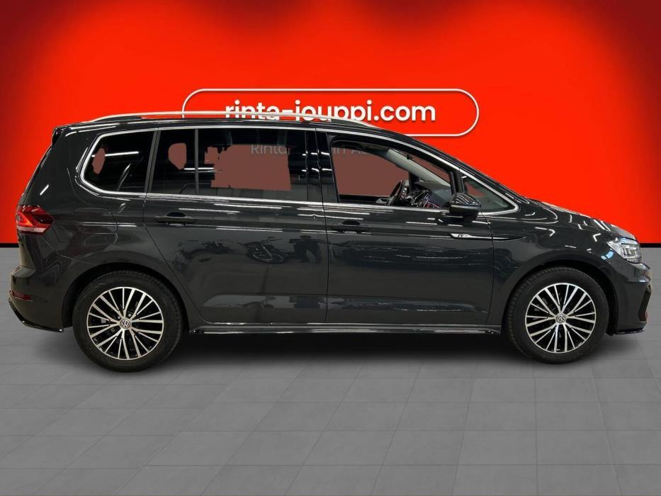 VOLKSWAGEN Touran 2020