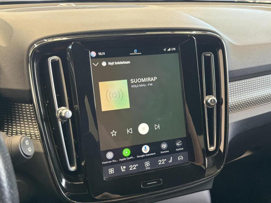 VOLVO XC40 2021