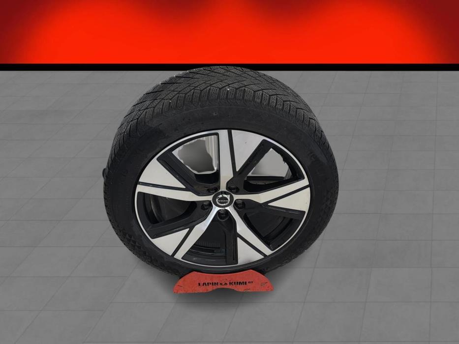 VOLVO XC40 2021