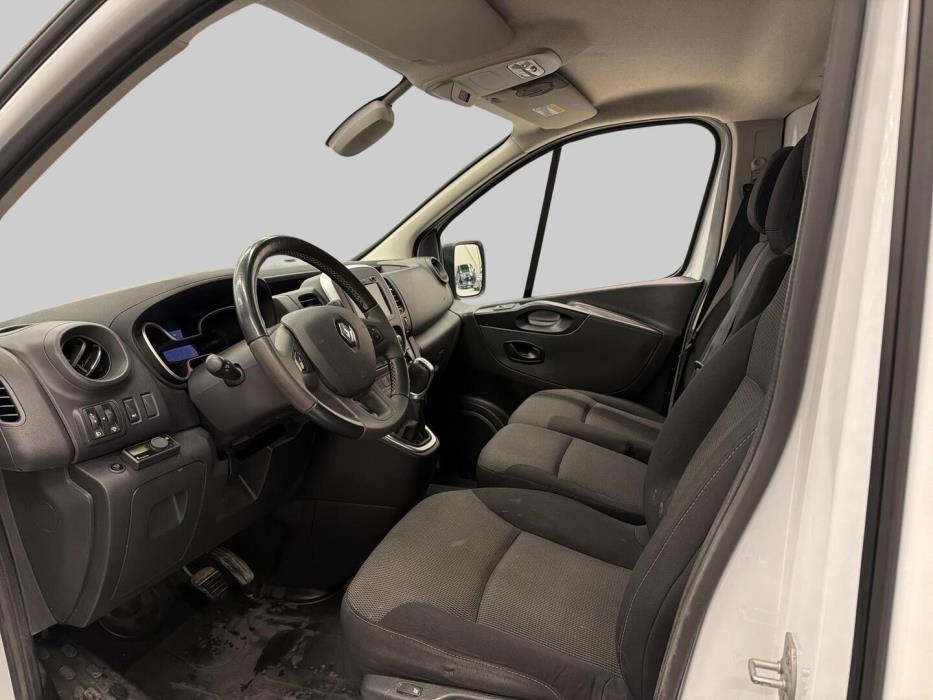 RENAULT Trafic 2021