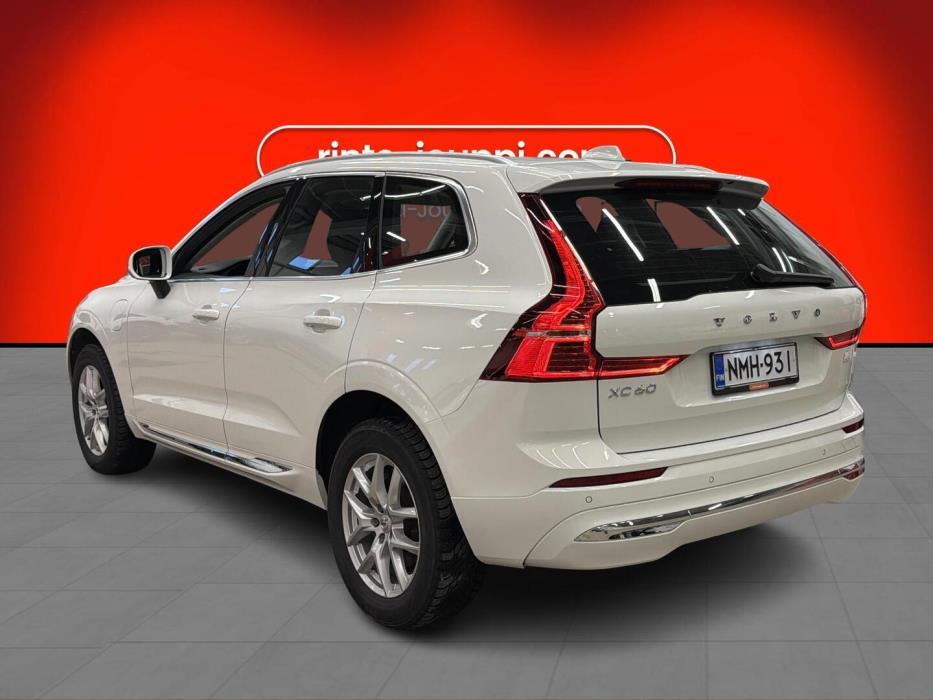 VOLVO XC60 2022
