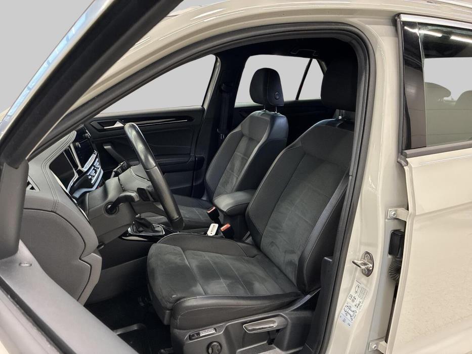 VOLKSWAGEN T-Roc 2023