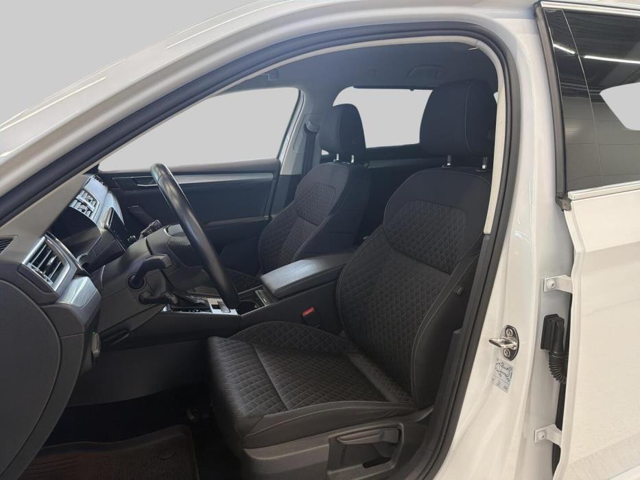 SKODA Superb 2022