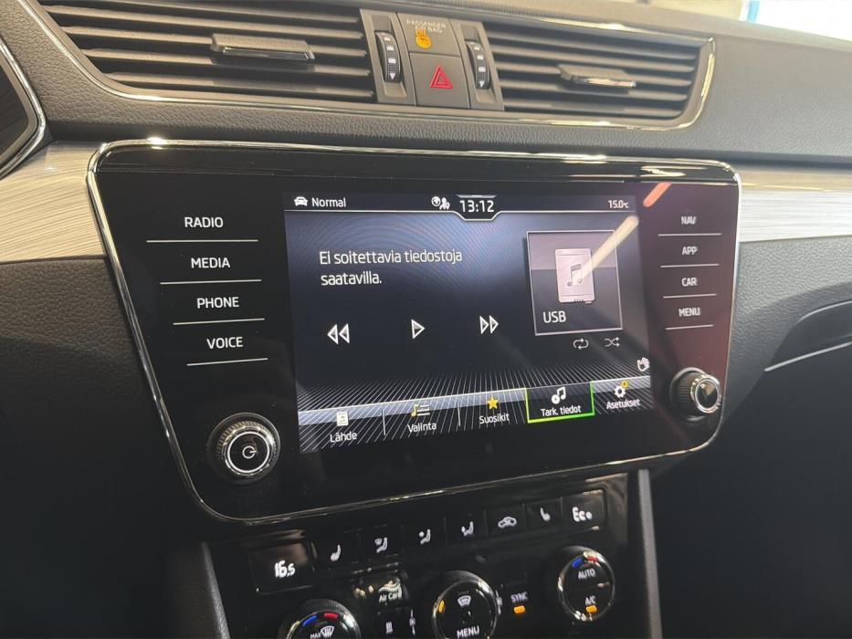 SKODA Superb 2022