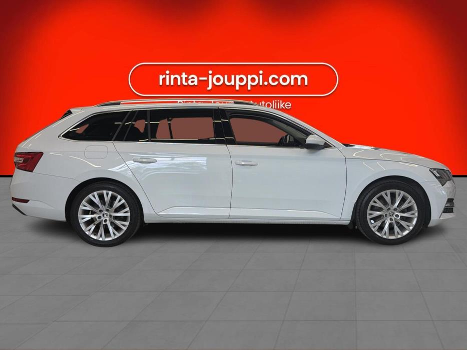 SKODA Superb 2022