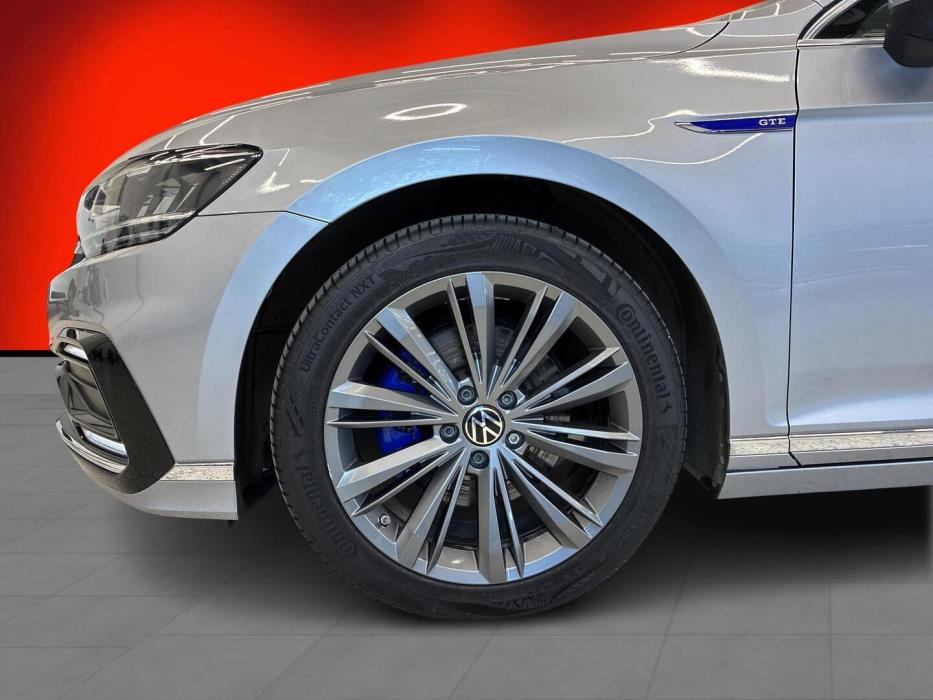 VOLKSWAGEN Passat 2021
