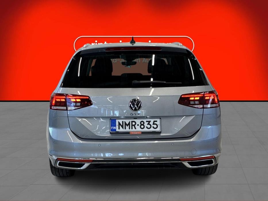 VOLKSWAGEN Passat 2021