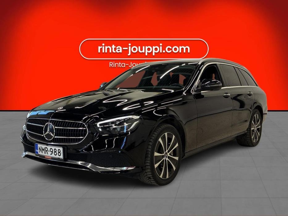 MERCEDES-BENZ E 2022