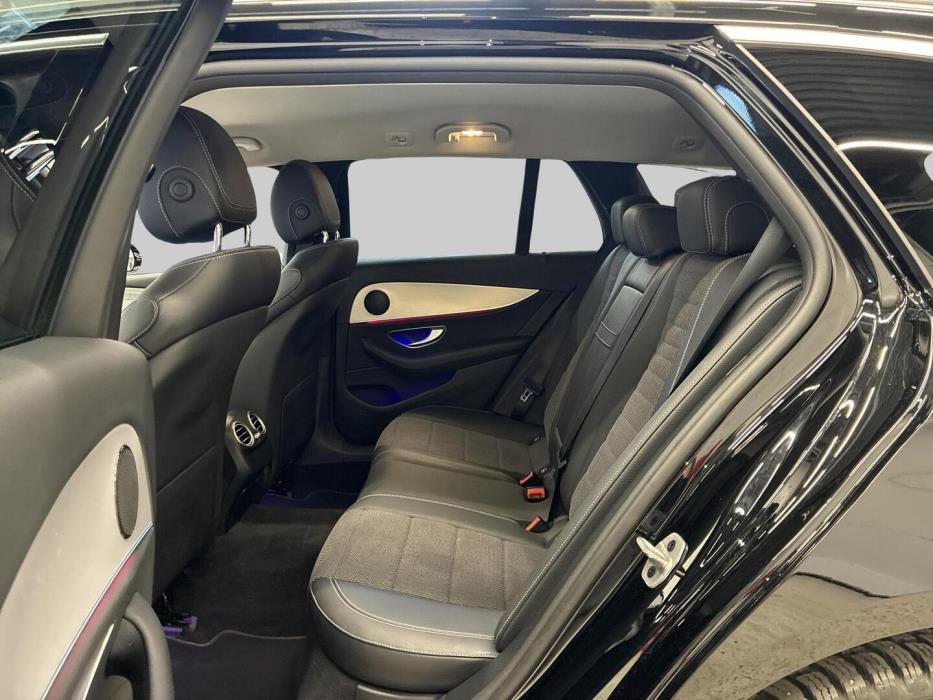 MERCEDES-BENZ E 2022