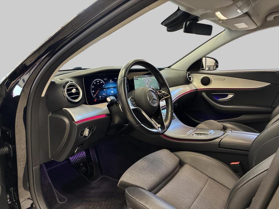 MERCEDES-BENZ E 2022