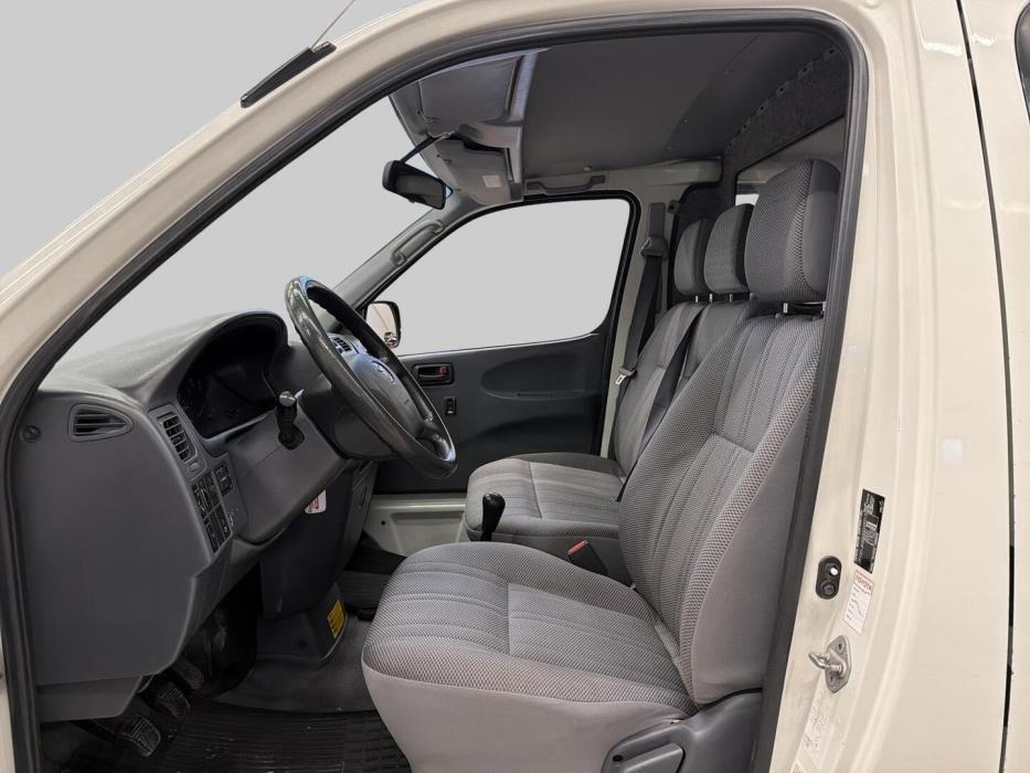 TOYOTA Hiace 2007