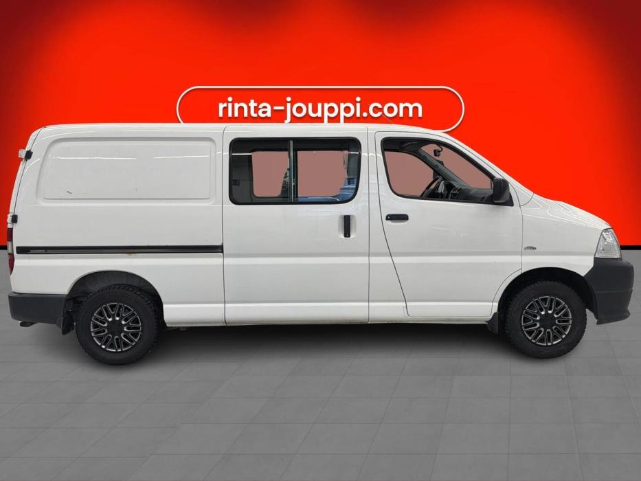 TOYOTA Hiace 2007