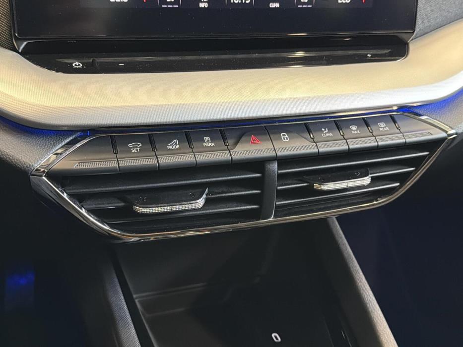 SKODA Octavia 2024