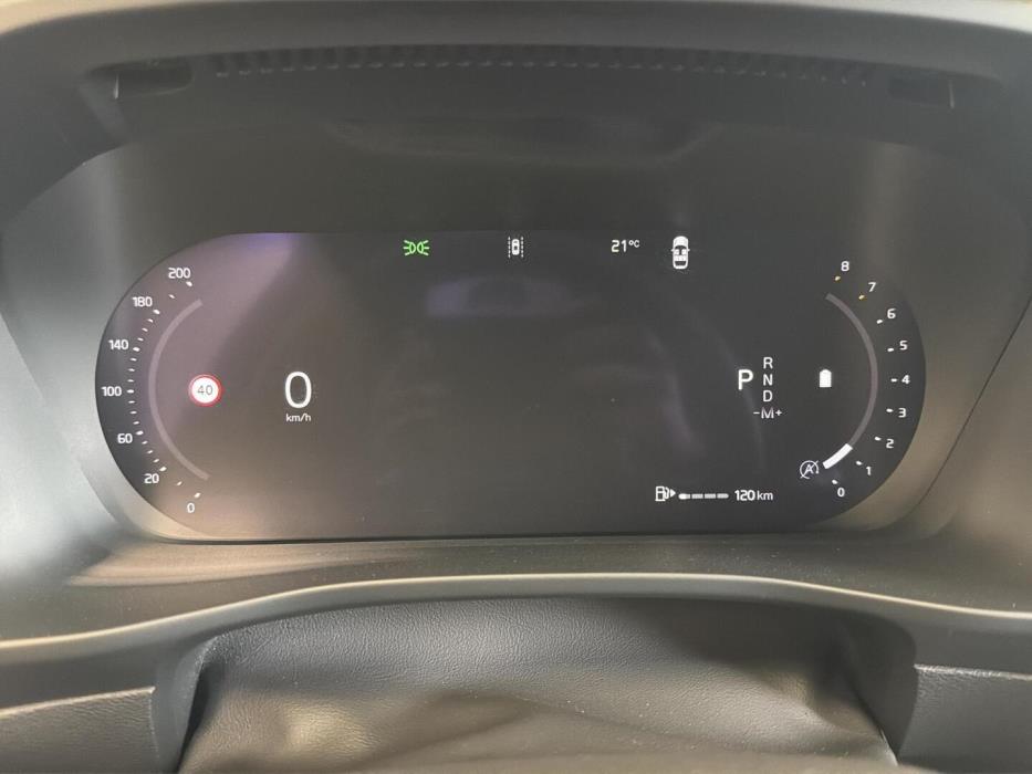 VOLVO XC40 2024