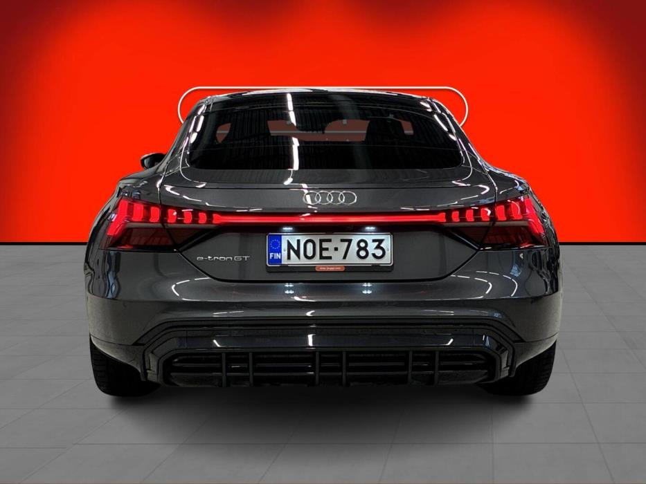 AUDI e-tron GT 2022