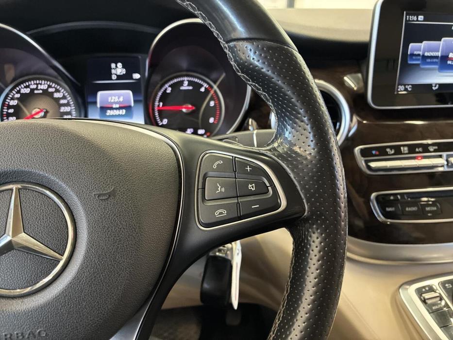 MERCEDES-BENZ V 2015