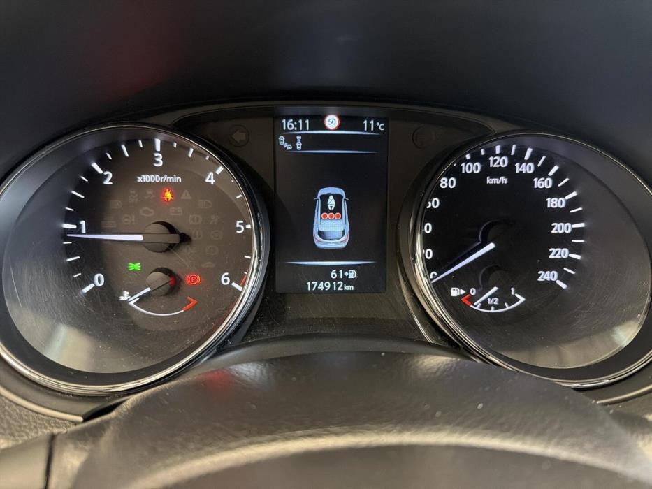 NISSAN Qashqai 2017