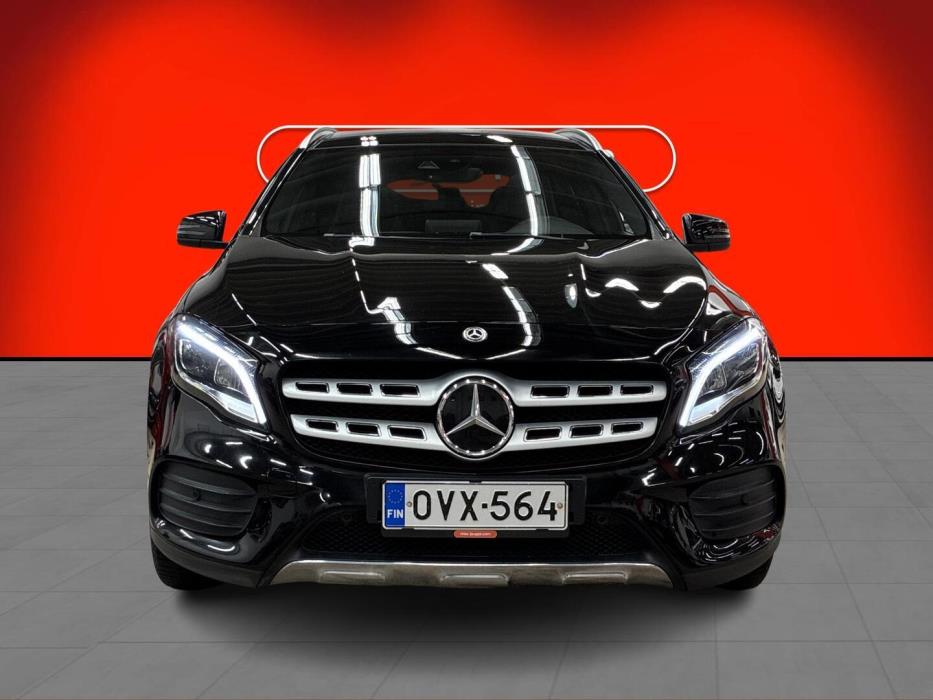 MERCEDES-BENZ GLA 2017