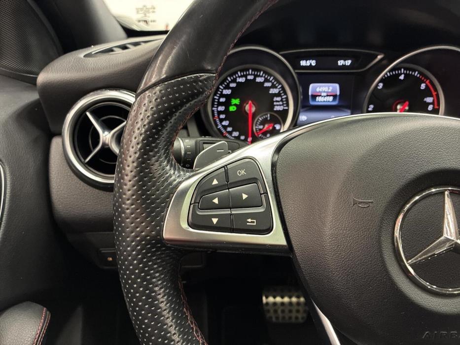 MERCEDES-BENZ GLA 2017