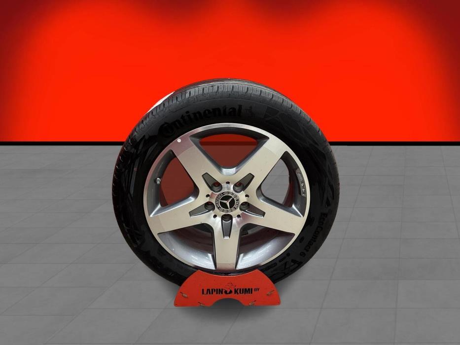 MERCEDES-BENZ GLA 2017