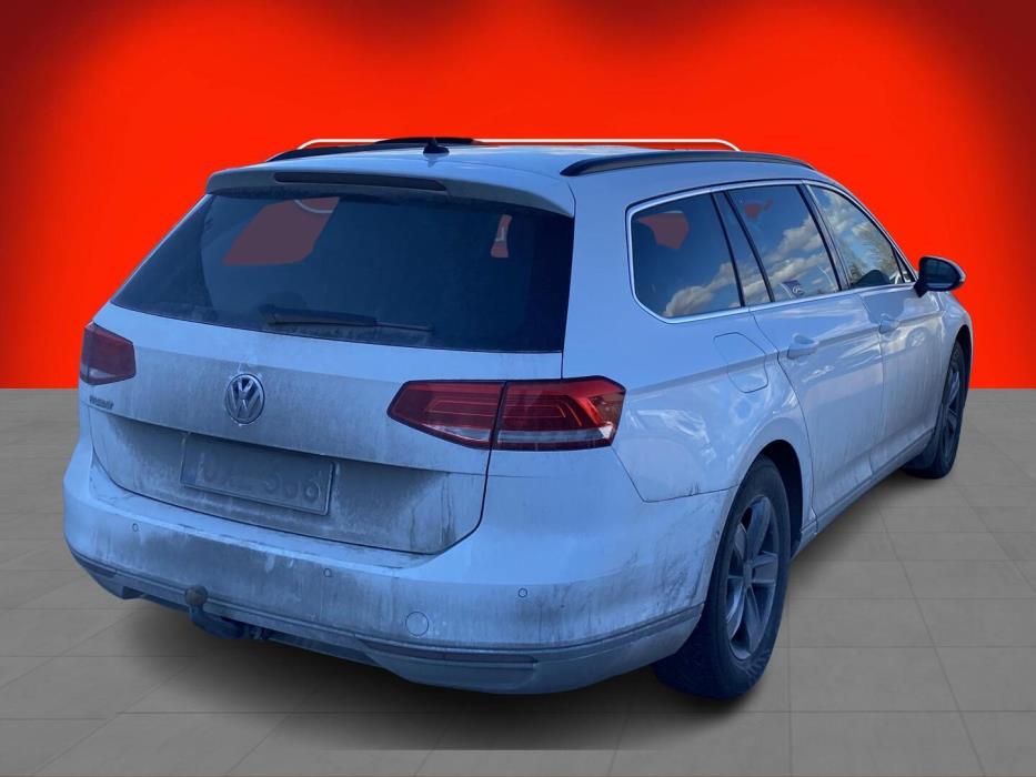 VOLKSWAGEN Passat 2018
