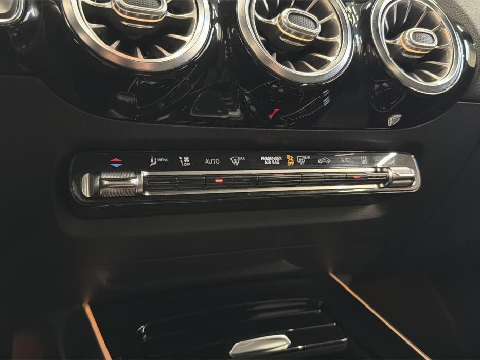 MERCEDES-BENZ B 2021