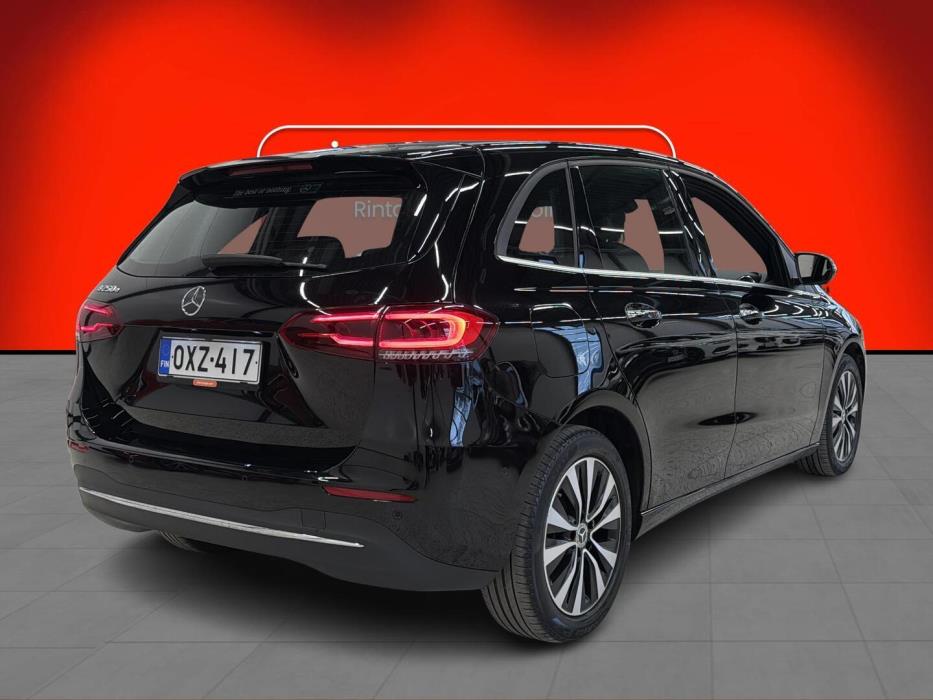 MERCEDES-BENZ B 2021