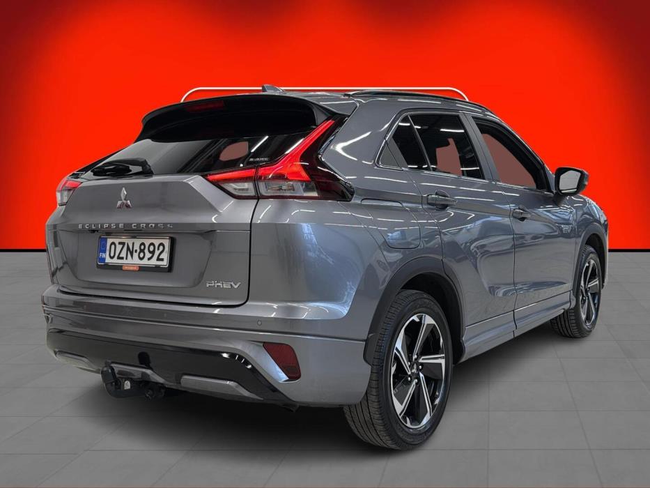 MITSUBISHI ECLIPSE CROSS 2023
