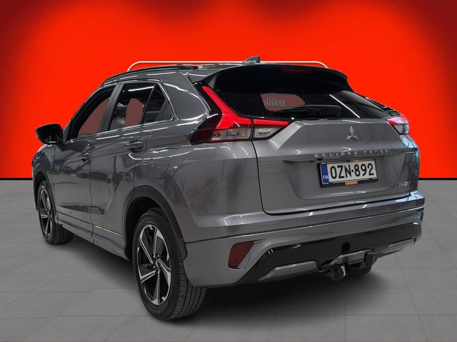 MITSUBISHI ECLIPSE CROSS 2023