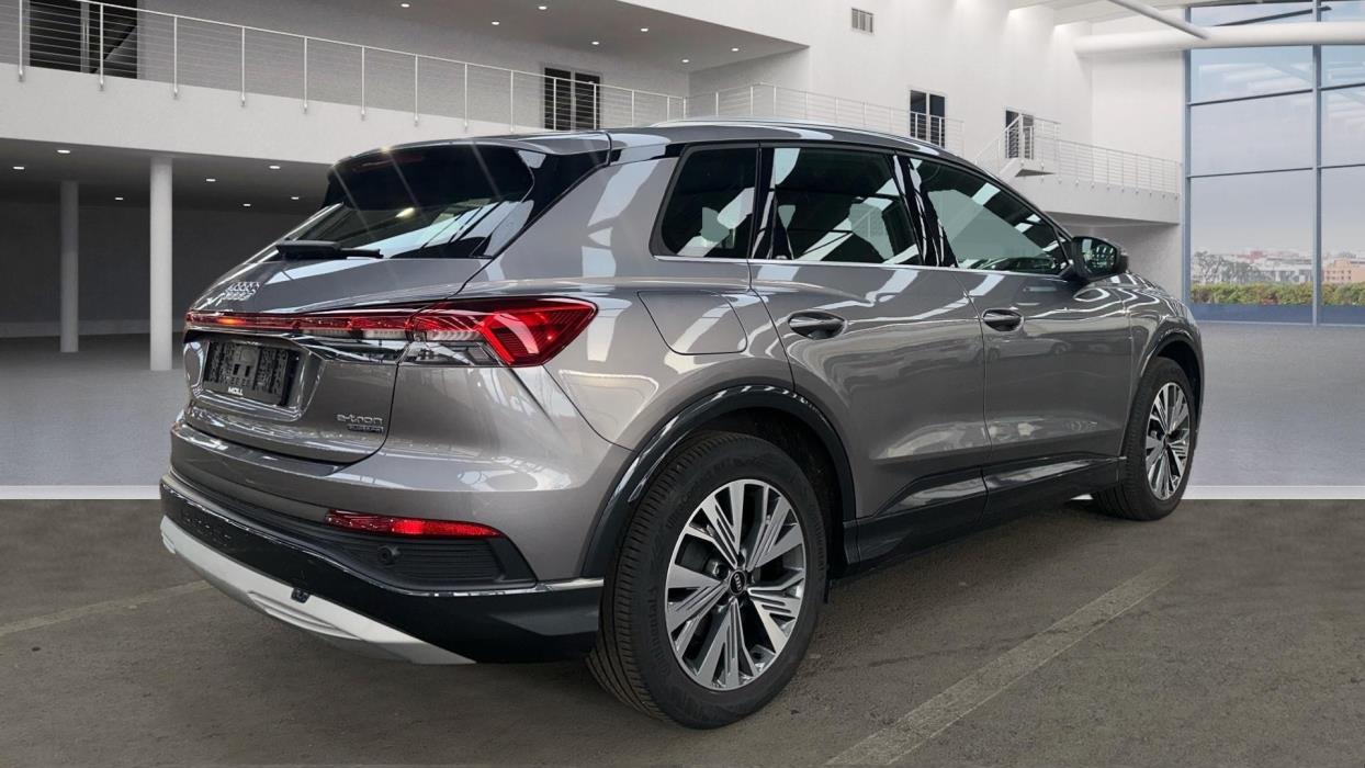 AUDI Q4 e-tron 2022