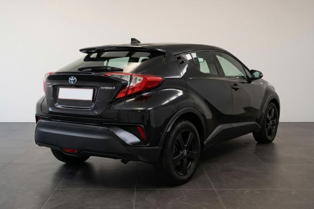 TOYOTA C-HR 2018